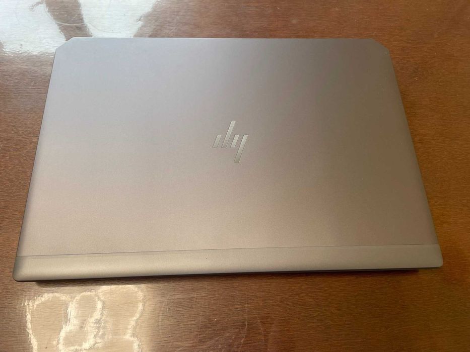 HP Zbook 15 G6 Core i9-9880H/32GB/RTX3000/1.TB