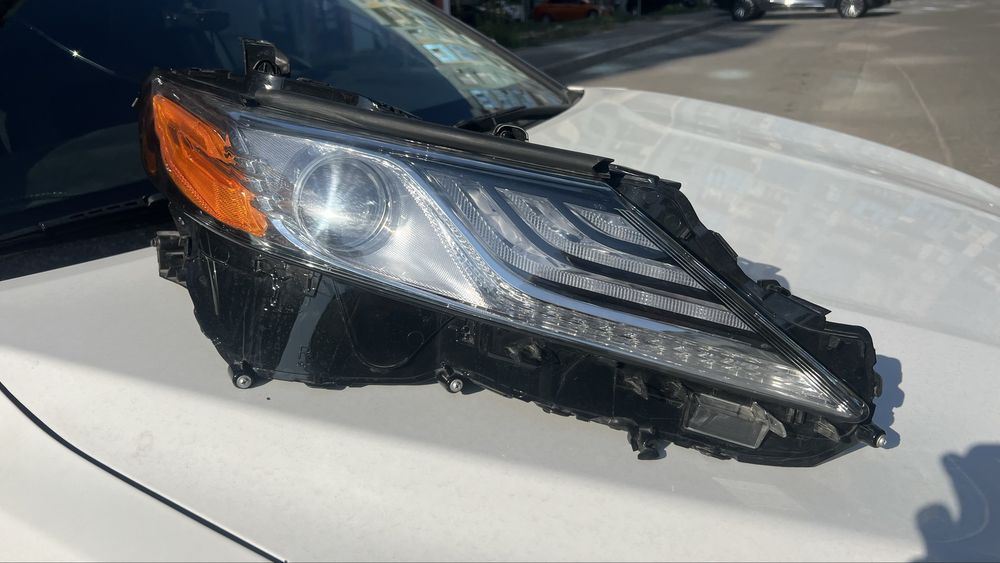 Фара камри 70 американец