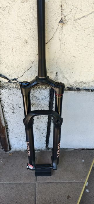 Вилка Rockshox Yari RC Debon Air 29 160mm 15x110mm Boost НОВА