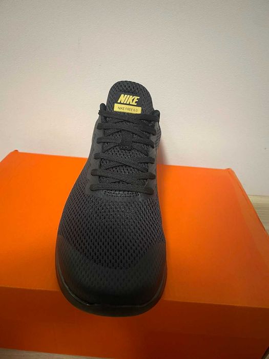 Продавам нови мъжки маратонки NIKE Free Run 6.0 размер 41