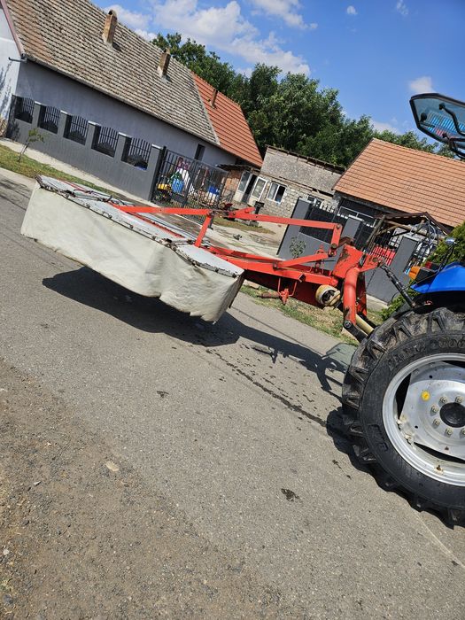 De vânzare plugu si cositoare kuhn 165