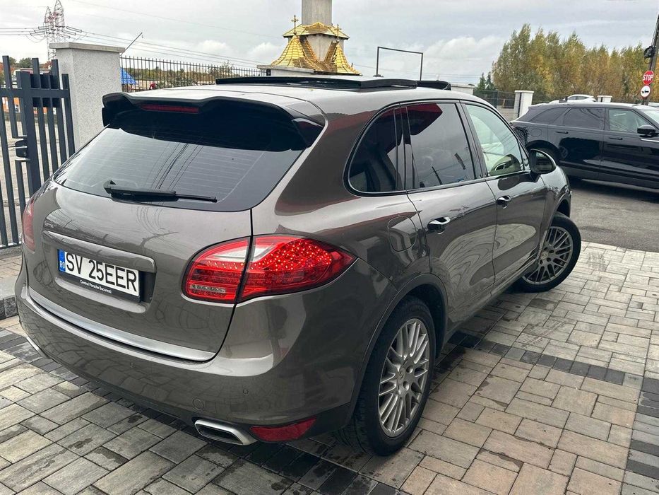 PORSCHE Cayenne 2012 — imagine 5