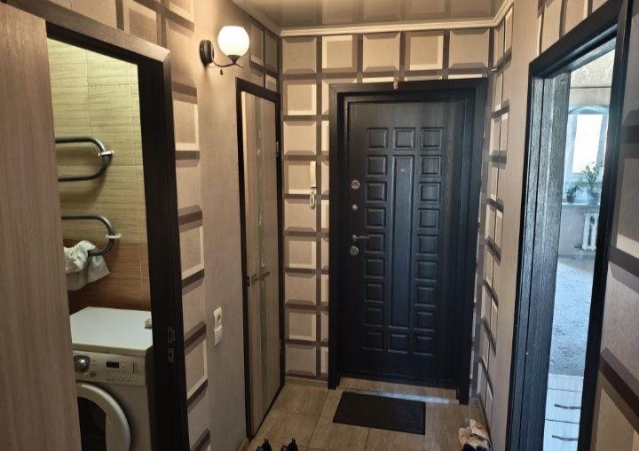 1 ком Горотдел, СКГУ, Сокол, все есть. 120+