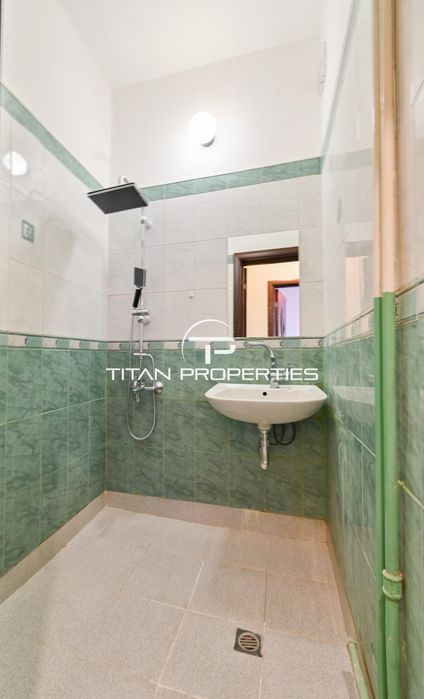 Тристаен, под наем, Център-ЦУМ