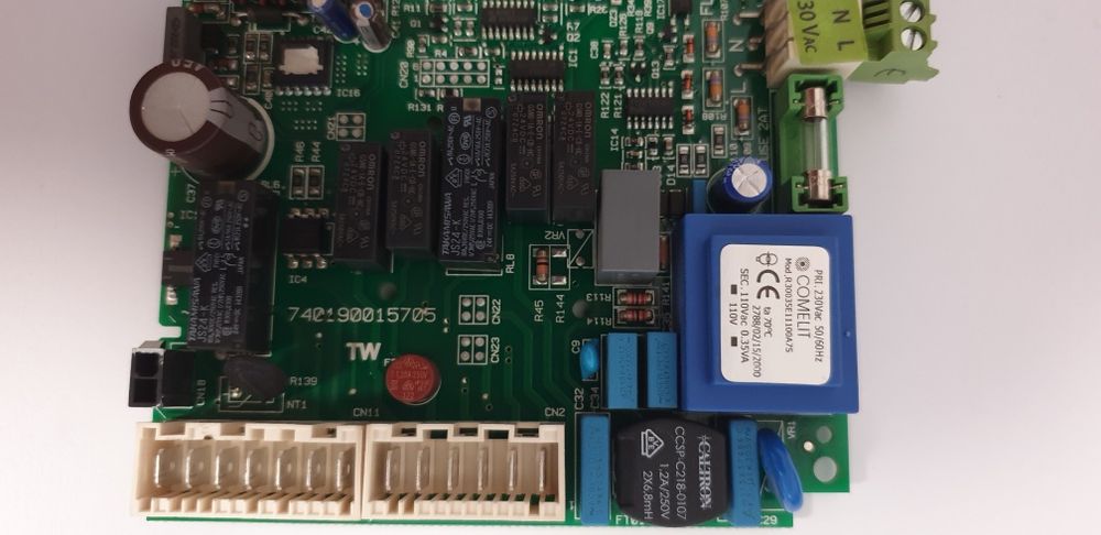 Placa electronica Ariston model Clas, Genus Evo 24-35 kw