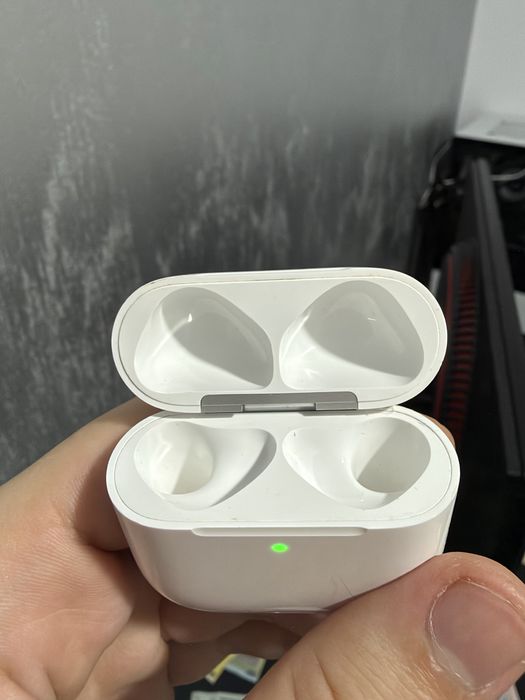Carcasa airpods 4