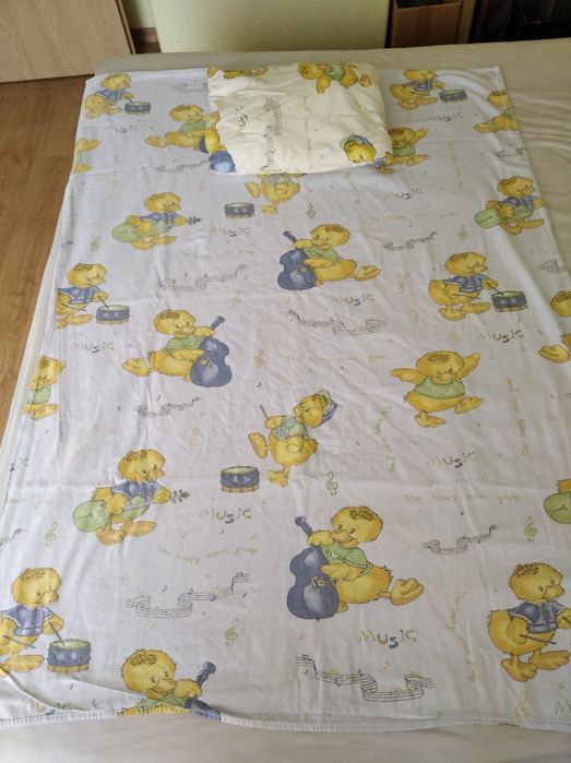 Бебешки комплект за кошара и възглавница