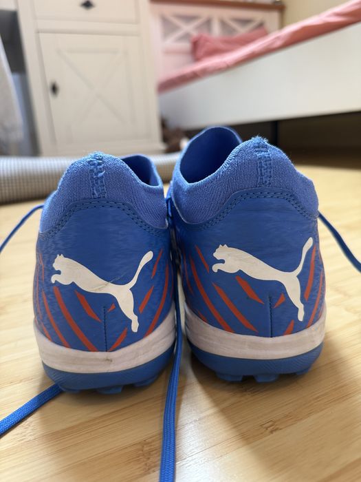 Papuci de fotbal Puma Future