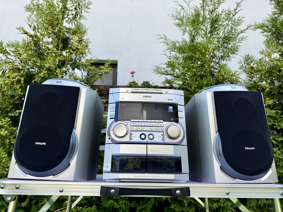 2 Combine  Philips HiFi stereo  - AUX - WOOX