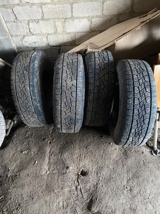 Продам резину всясезонка с дисками