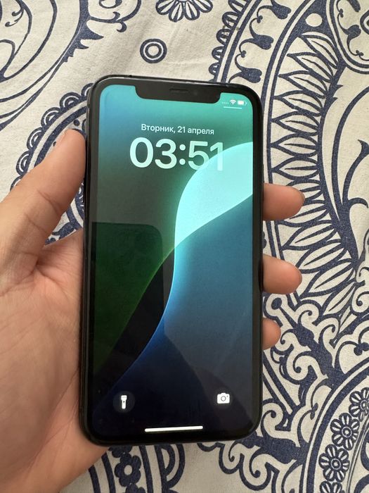 Продам Iphone 11 64 GB