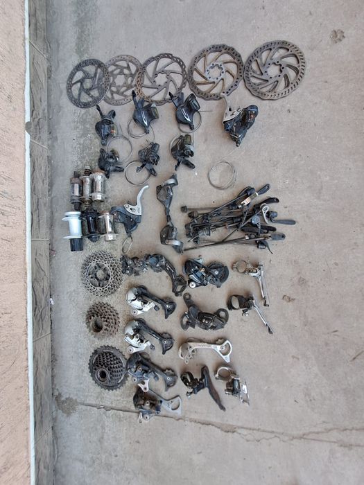 Vând piese bicicletă