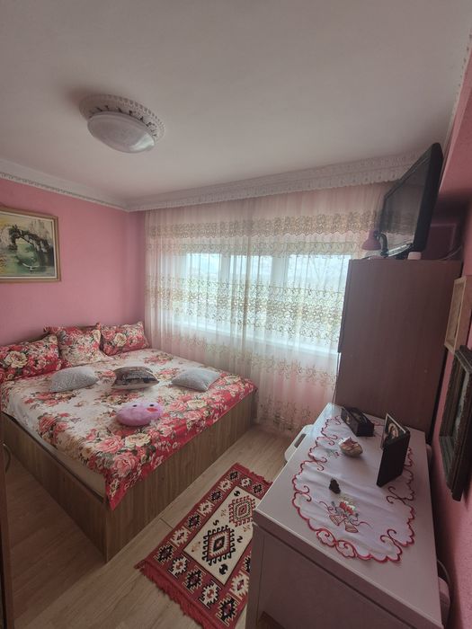 Inchiriez apartament 2 camere, zona Vidin-Progresul, mobilat si utilat