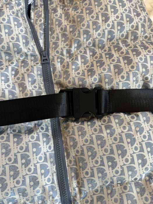 Дамски зимен елек нов