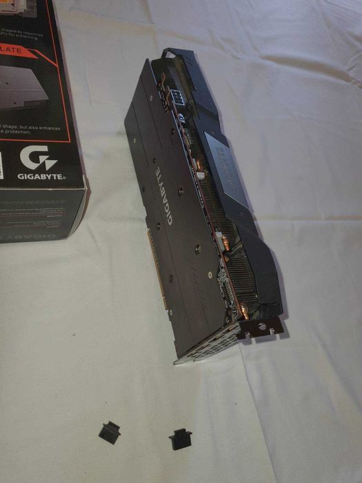 Видео карта AMD Radeon RX 5700Какво предлагаш?