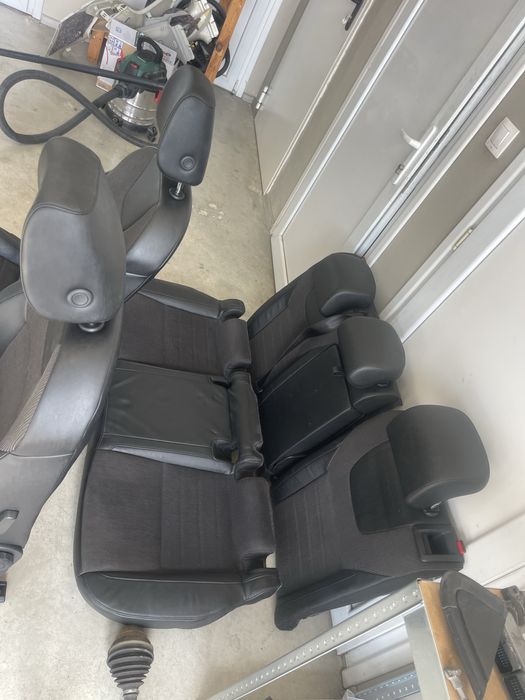 Седалки за Шкода Октавия 3