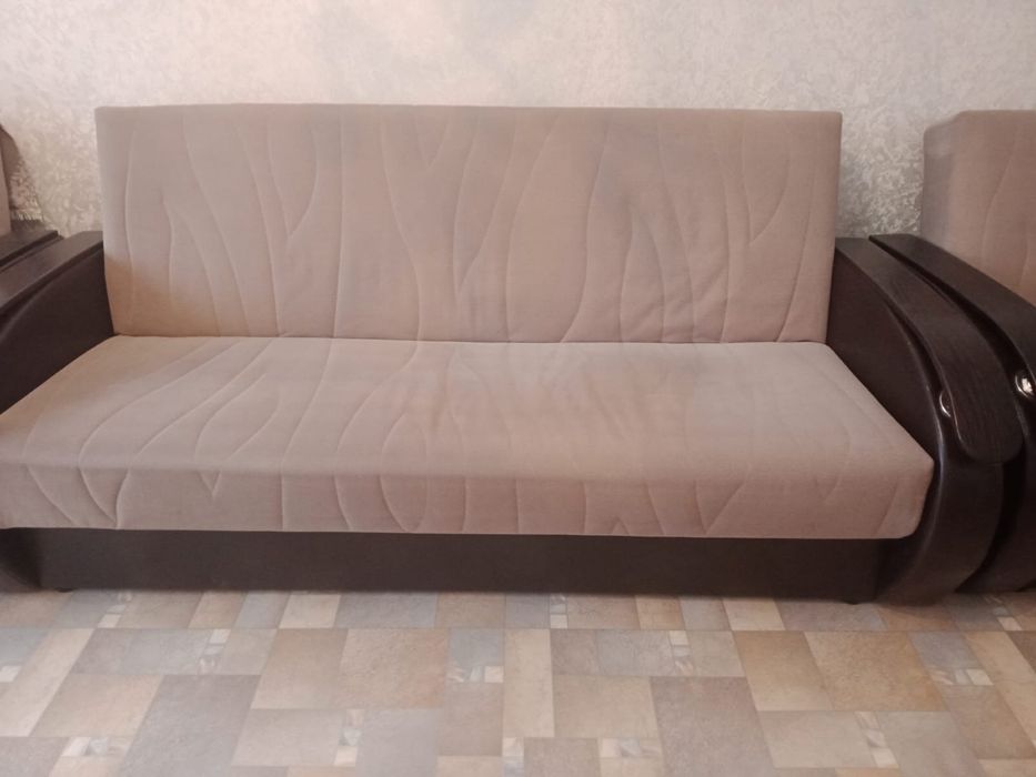 Диван с креслами