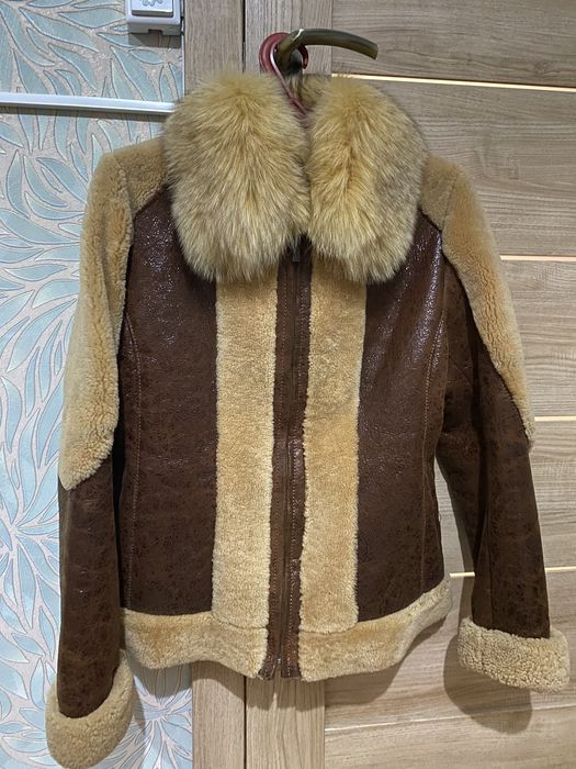 Продам женскую дубленку