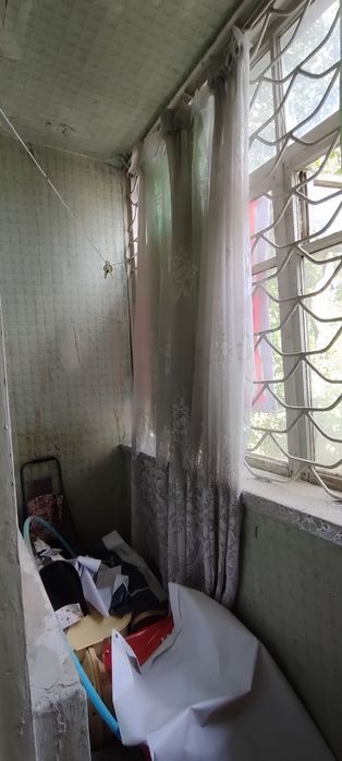 Продажа Юнусабад- 6 2/1/4 под офис магазин 1 линия вдоль дороги 55м