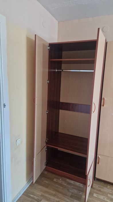 Шкаф продается в хорошем состоянии