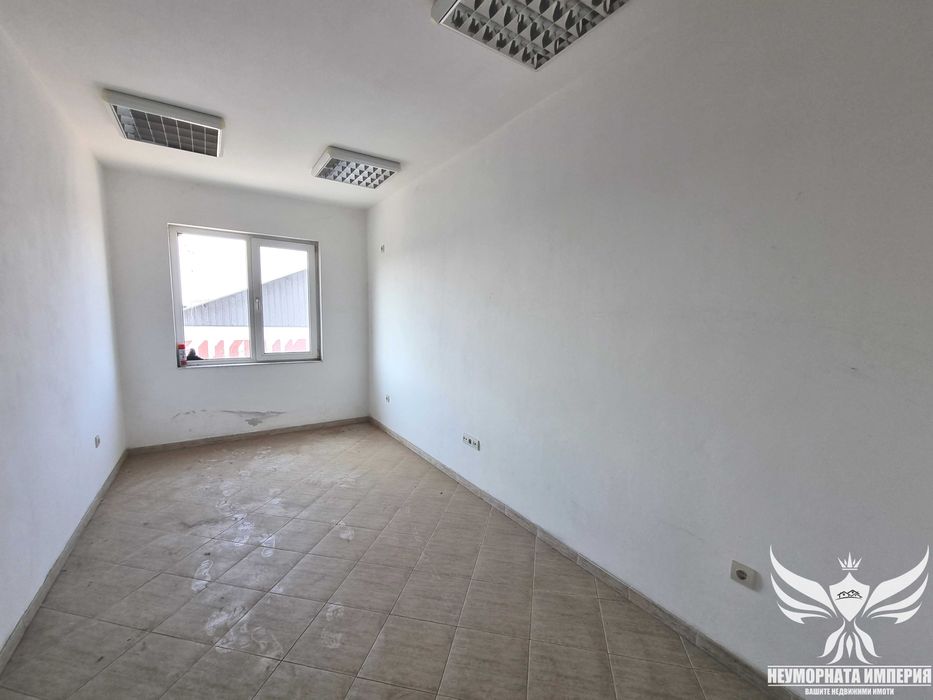 Под наем помещения, офиси, склад 265кв.м. в гр.Асеновград