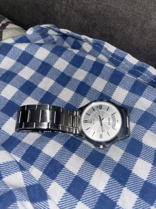 Продаю часы casio wr50m