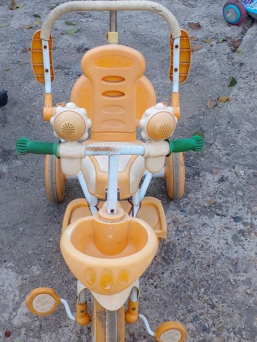 Детские кроватка, стульчик, велосипед