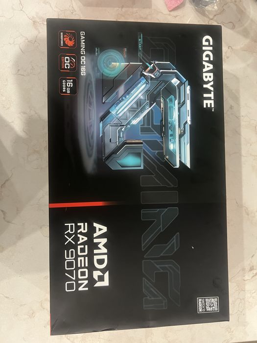 Vand placa video AMD RX9070