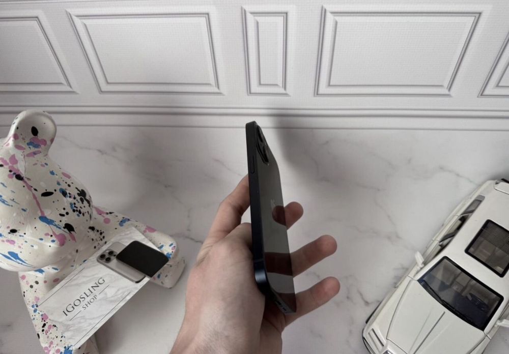 iPhone 13 128Gb с гарантией