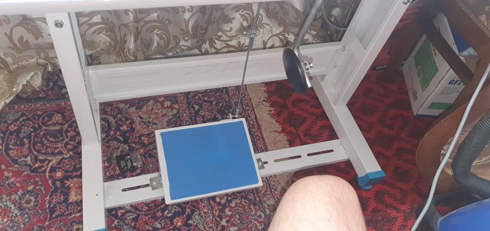 Швейная машина Jakk. Почти новая