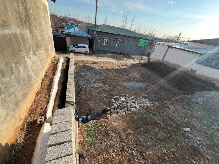 Yer uchaska  Qibray krupski shafof mahalla