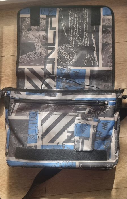 Geanta laptop Daniel Ray noua, multiple buzunare, bretea lunga