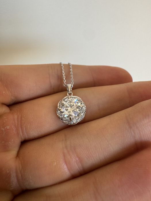 Colier Moissanite 2CT certificat GRA – D Color – Pandantiv elegant