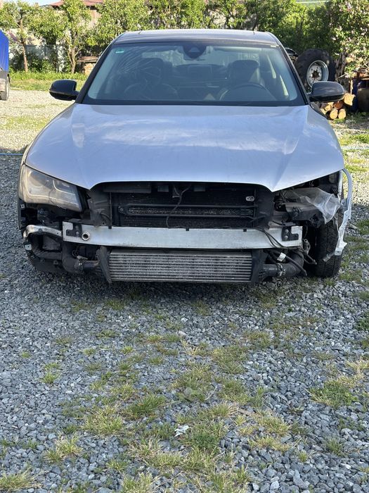 Dezmembrez Audi A8 2014