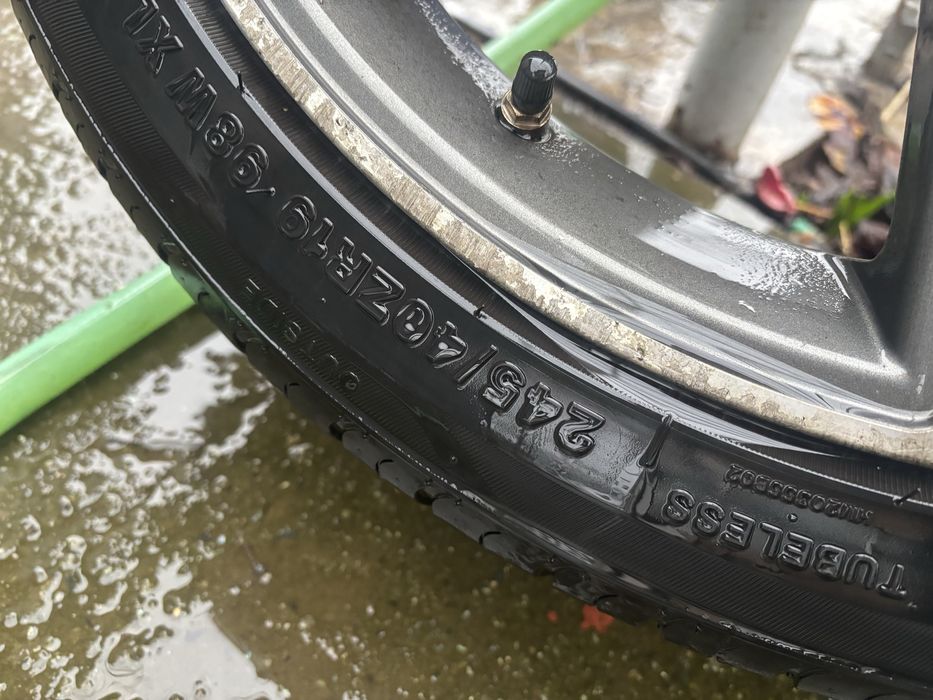 Cauciucuri vara 245/40/ZR19