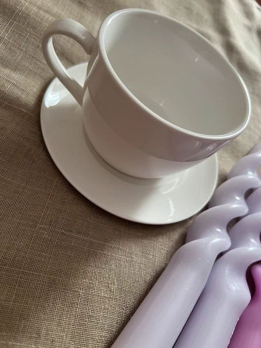 Set decorativ cozy – 2 fețe pernă MIULEE + ceașcă cu farfurioară + 6 lumânări spiralate