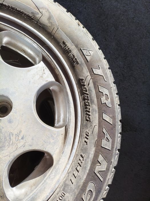 Продам диски с зимней резиной