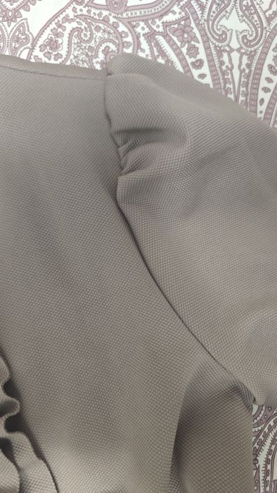 Rochie zean detaliu umeri