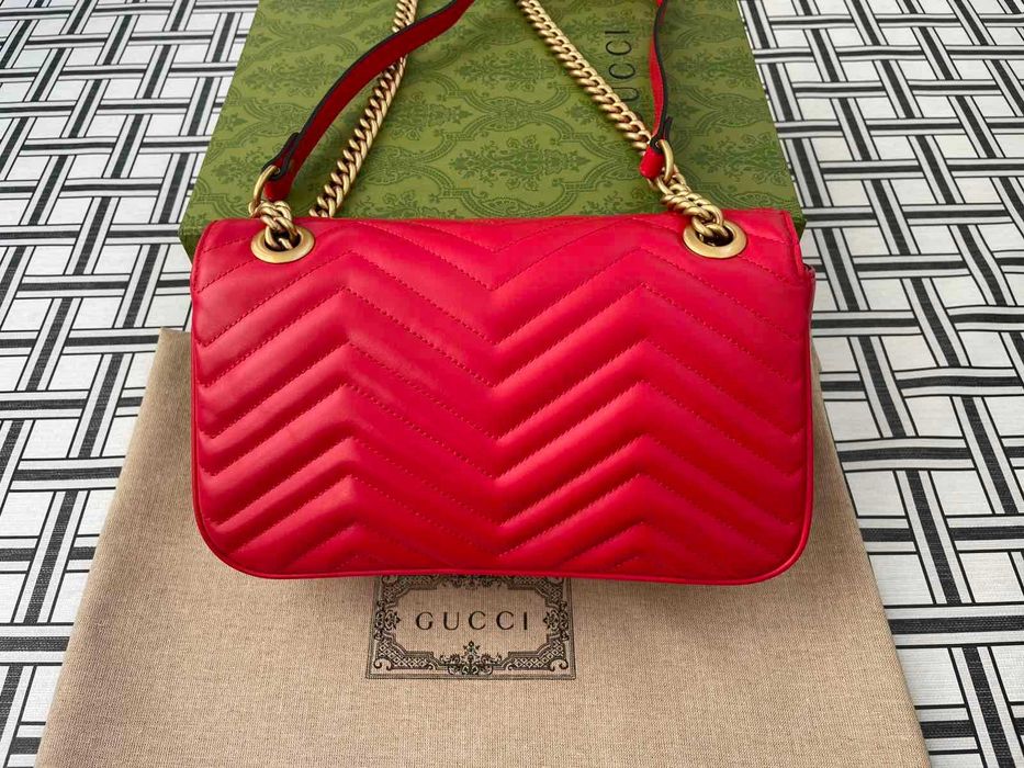 Gucci Оригинална Чанта Marmont Гучи Червена Кожа Златно GG Лого