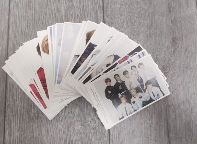 Продам бокс с Stray kids