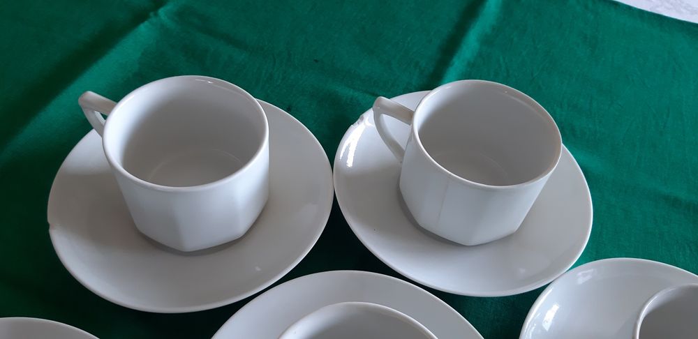 Порцеланови и керамични сервизи, купи за ядки, детски буркани, кани