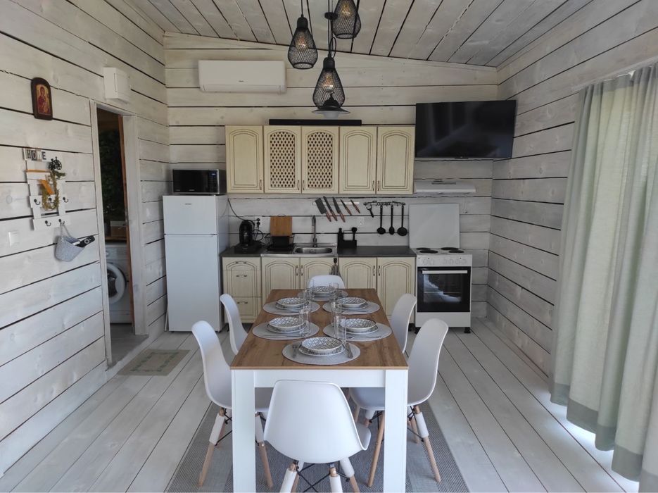 Бунгало “Крис” - с.о. Арапя