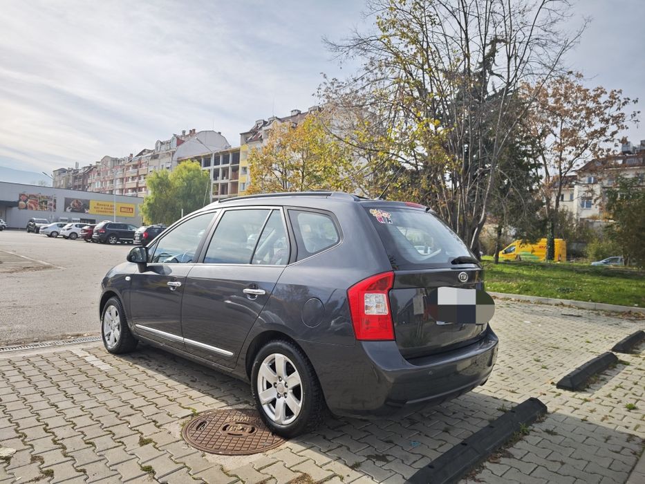 Kia Carens 2008 г.