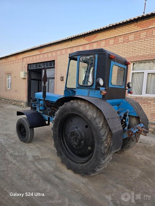 T 28 traktor yaxshi xolada