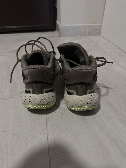 Adidasi Under Armour