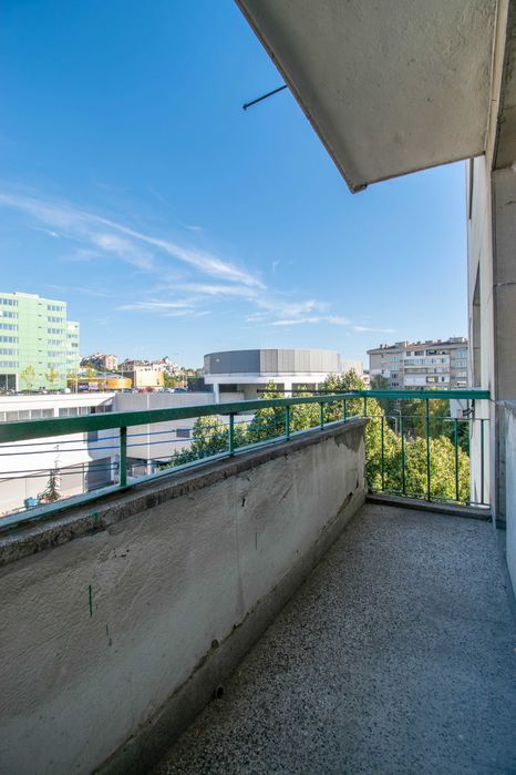 Продава се Двустаен апартамент в София, Оборище - 65 кв.м за 4077 €/кв.м - Снимка #3