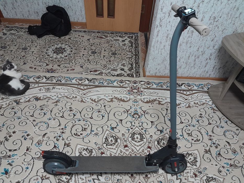 Продам электросамокат