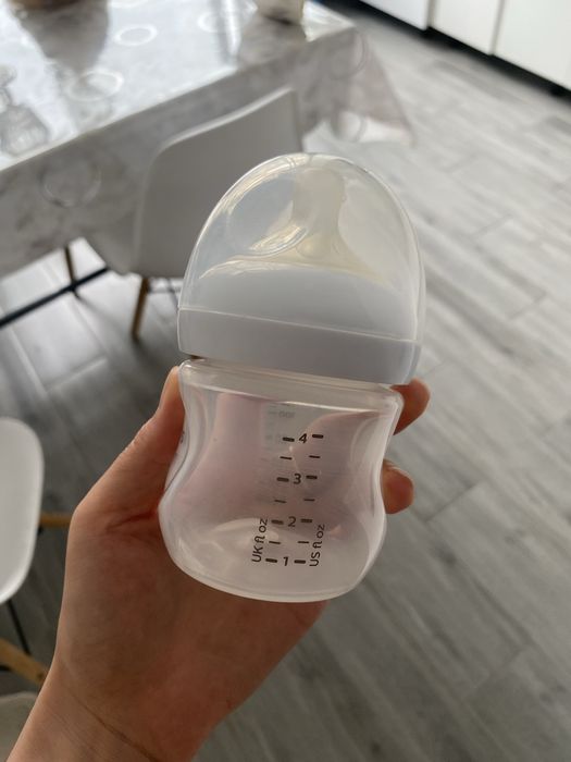 Отдам бутылочка Avent