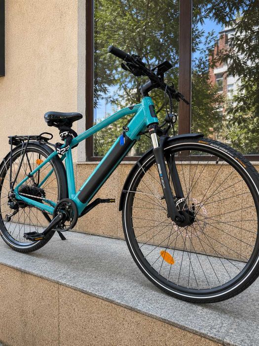 Vând bicicletă electrică: Econic One Urban