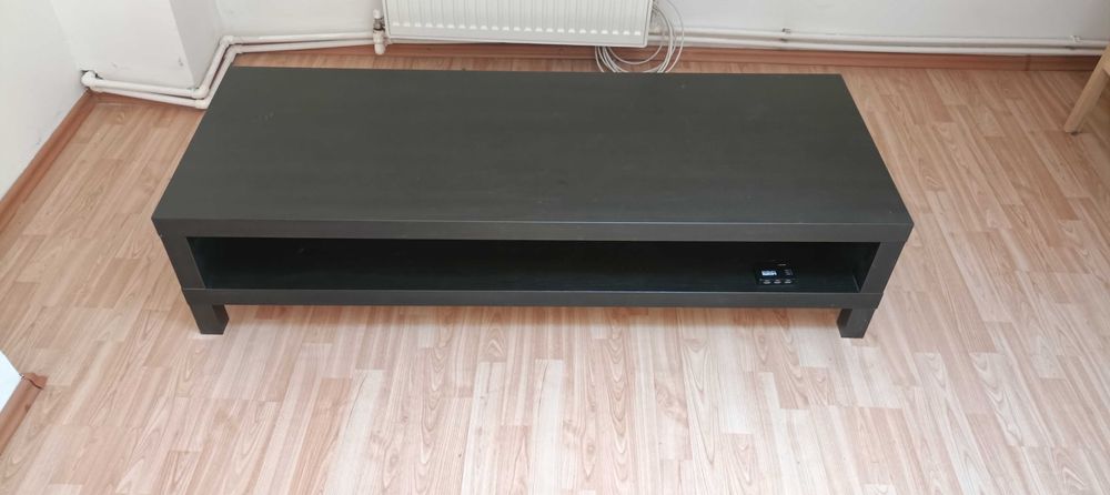 Comoda tv LACK (Ikea).